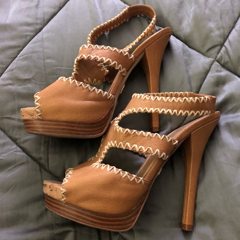 Bebe leather Sexy stiletto sandals!